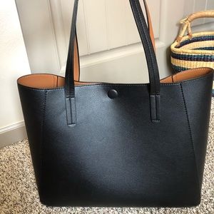 Black tote